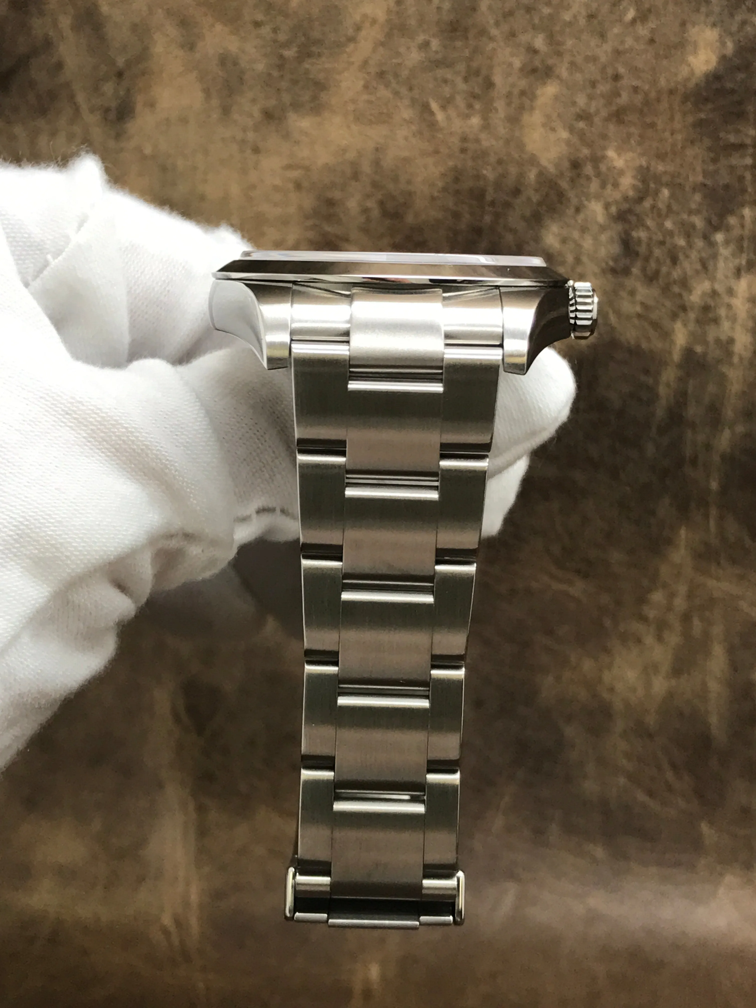 Rolex Explorer 214270 Lume Black Dial Automatic Watch