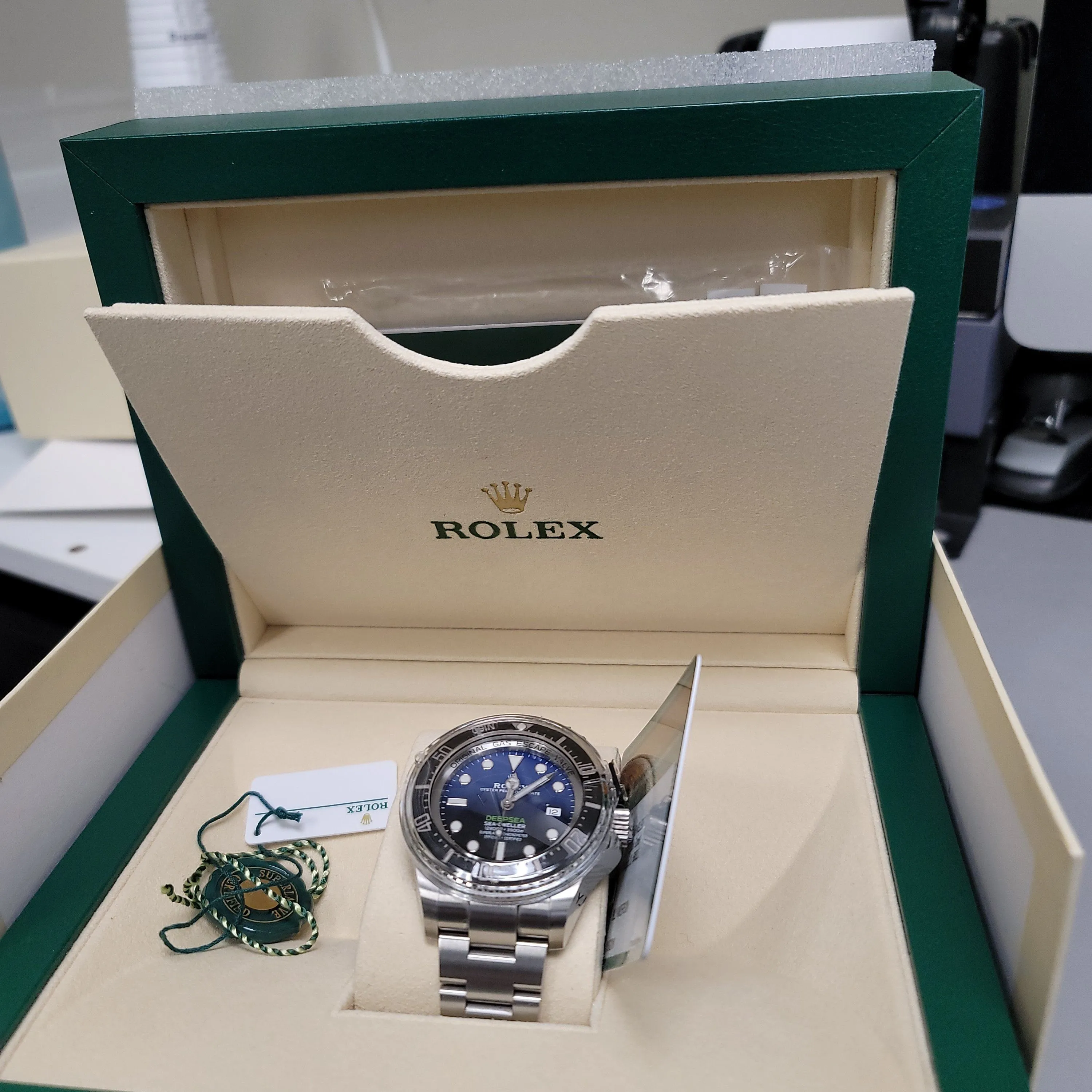 Rolex Oyster Deepsea 126660 James Cameron Dial Men's Watch Box & Papers