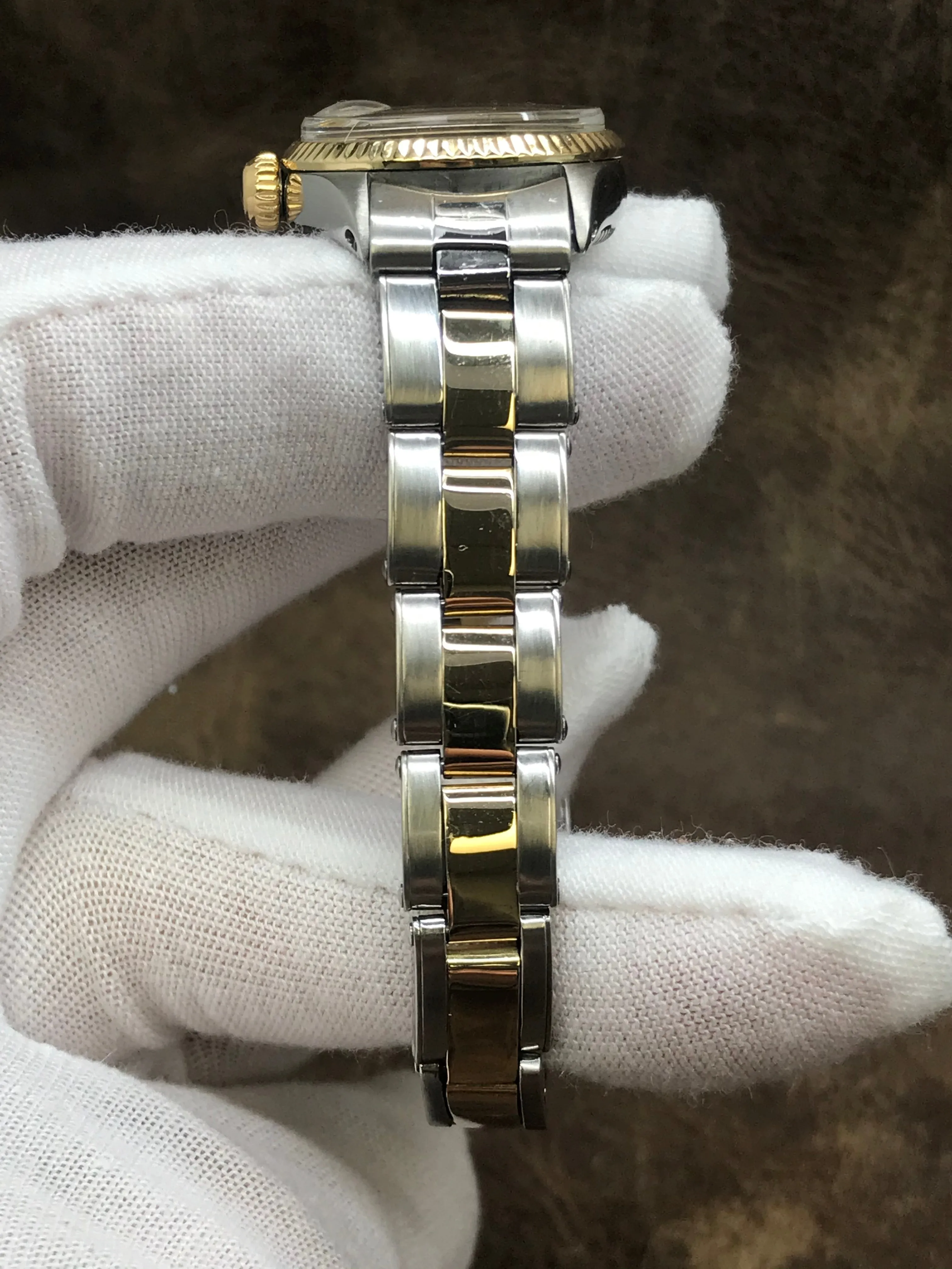 Rolex Oyster Perpetual 6619 Champagne Dial Automatic Women's Watch