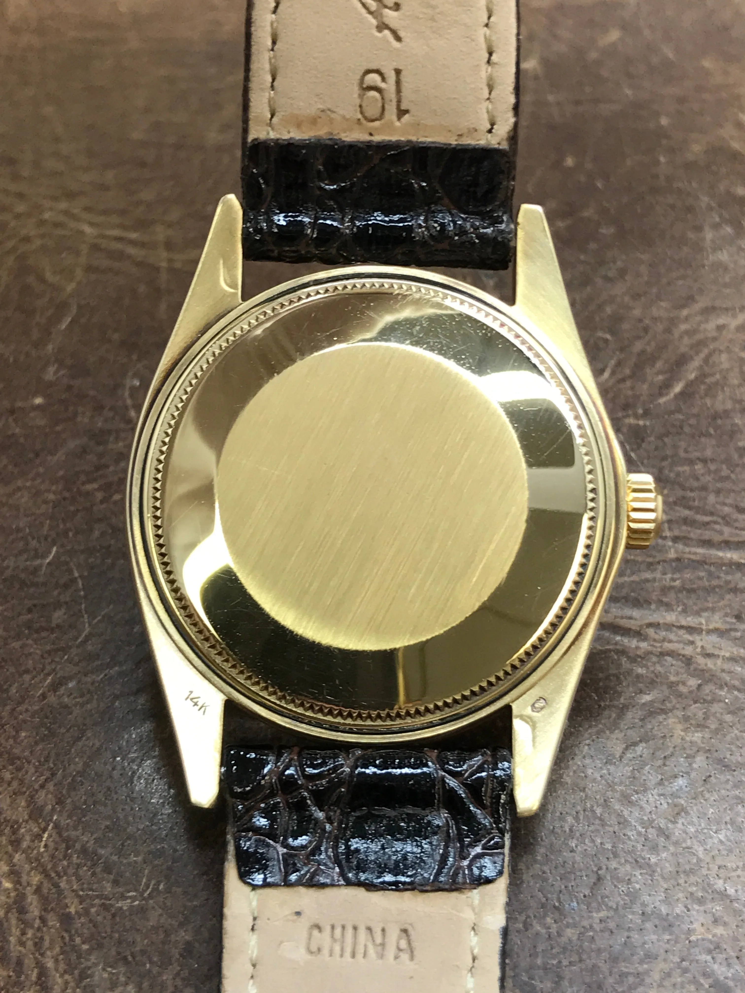Rolex Oyster Perpetual Date 34mm 1503 Champagne Dial Automatic Watch