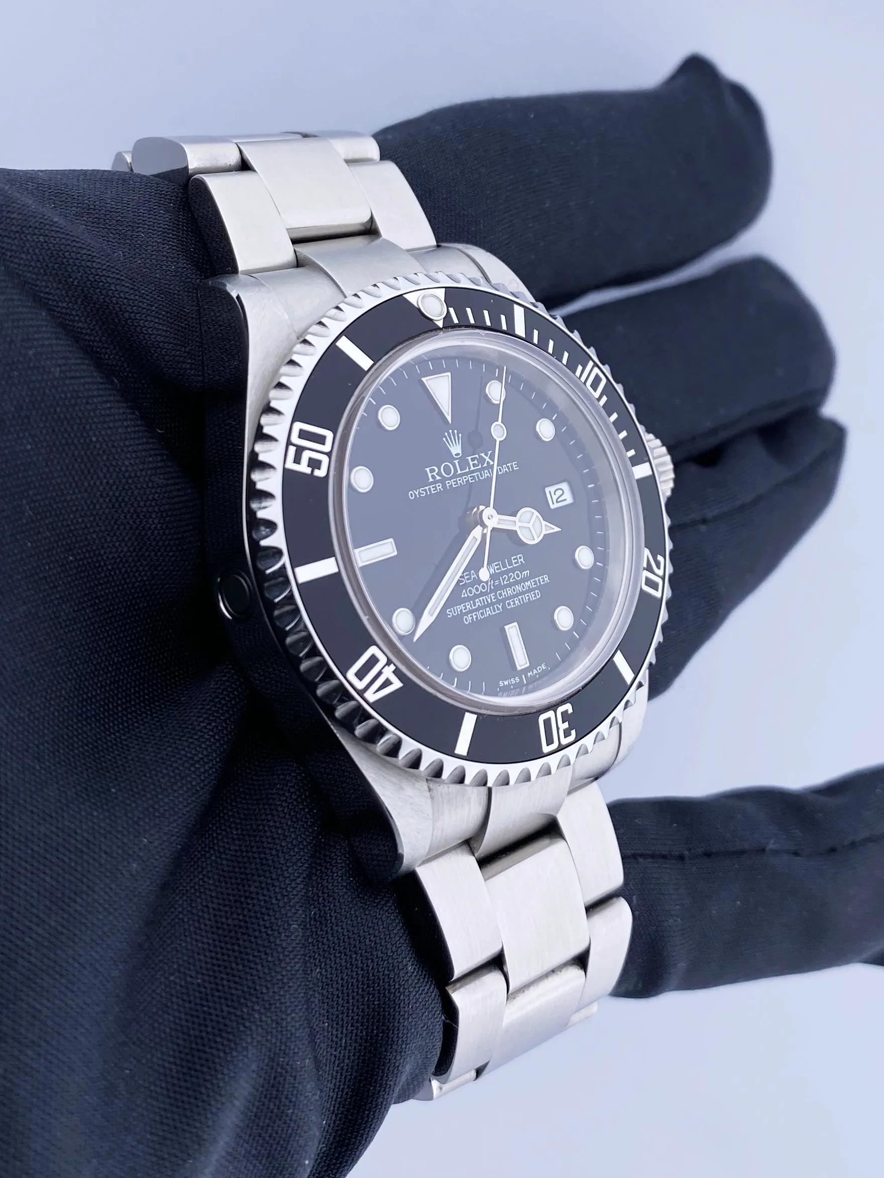 Rolex Oyster Perpetual Sea-Dweller 16600 Mens Watch Box & Papers