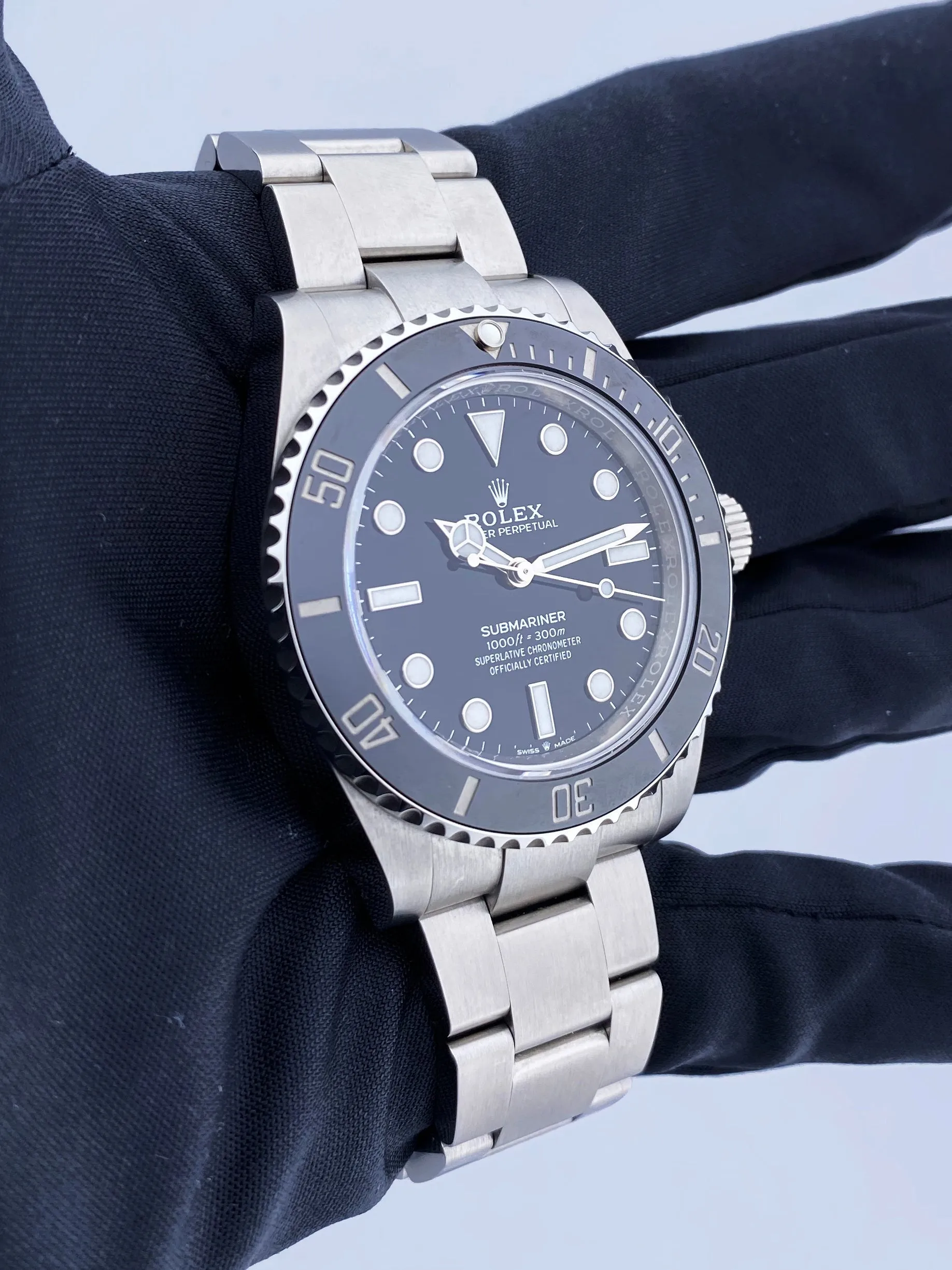 Rolex Submariner 124060 Mens Watch Box & Papers