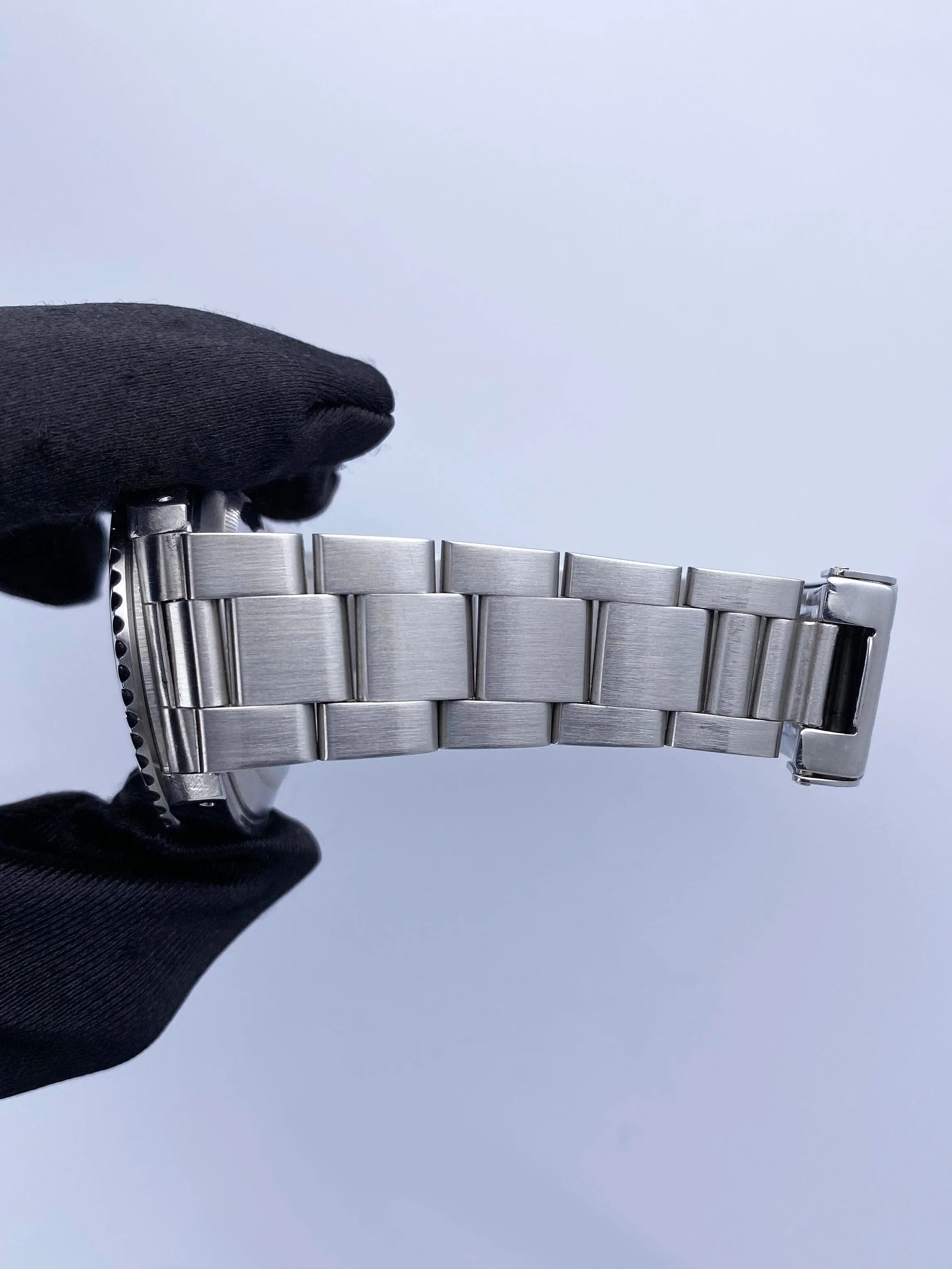 Rolex Submariner 14060M No Date W/Service Card