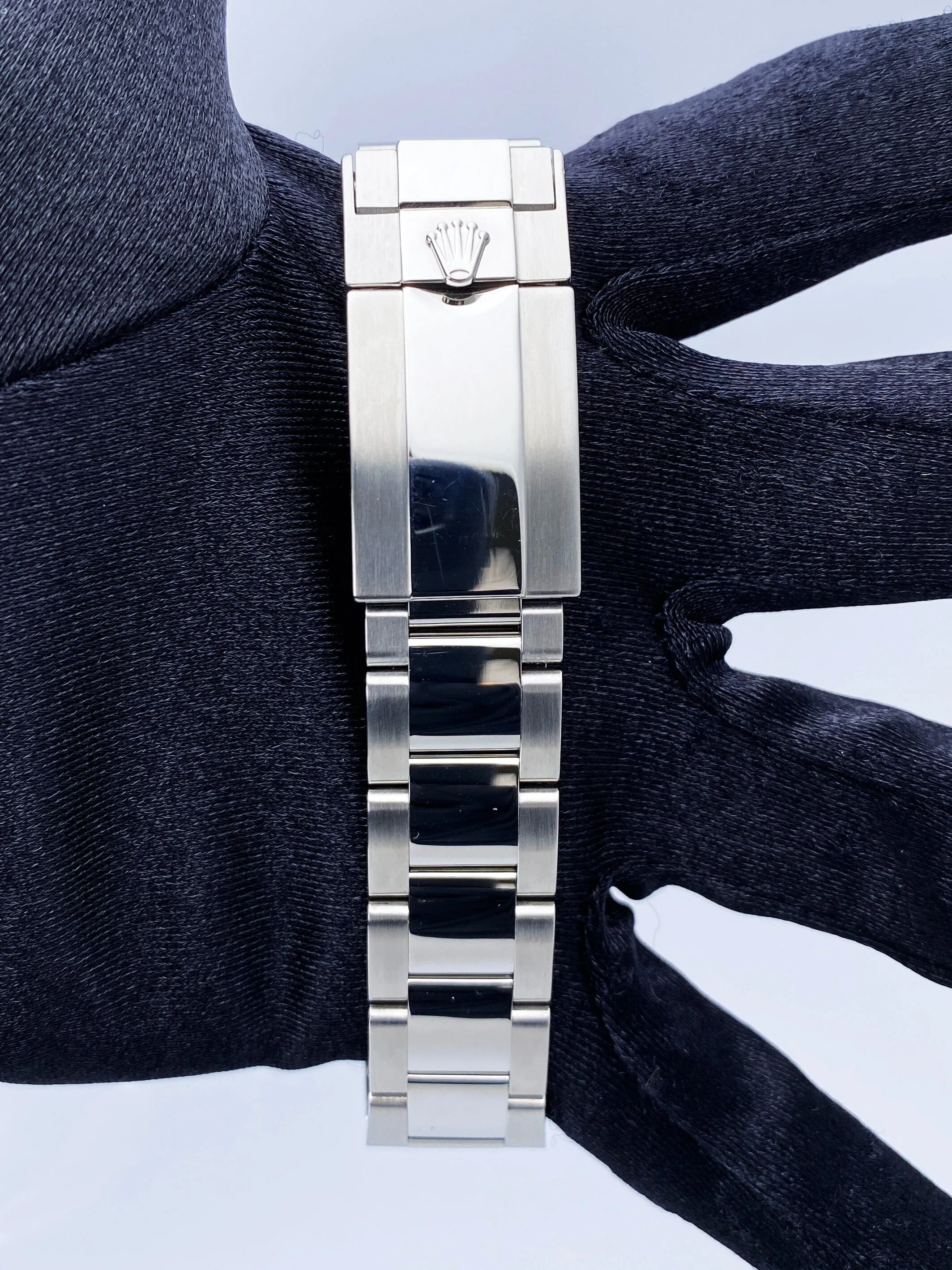 Rolex Yacht-Master 116622 Blue Dial Mens Watch Box Papers