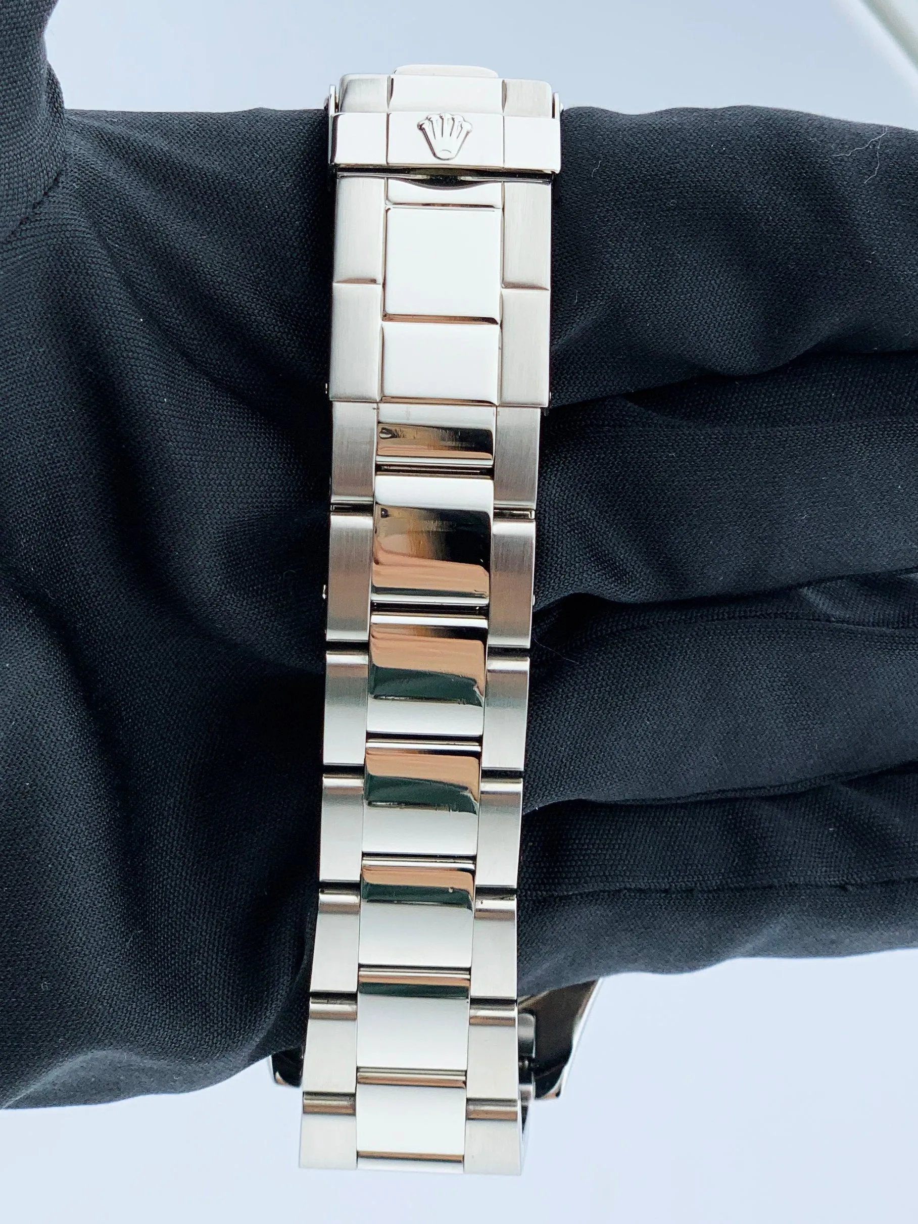 Rolex Yacht Master 16622 Platinum Bezel Mens Watch
