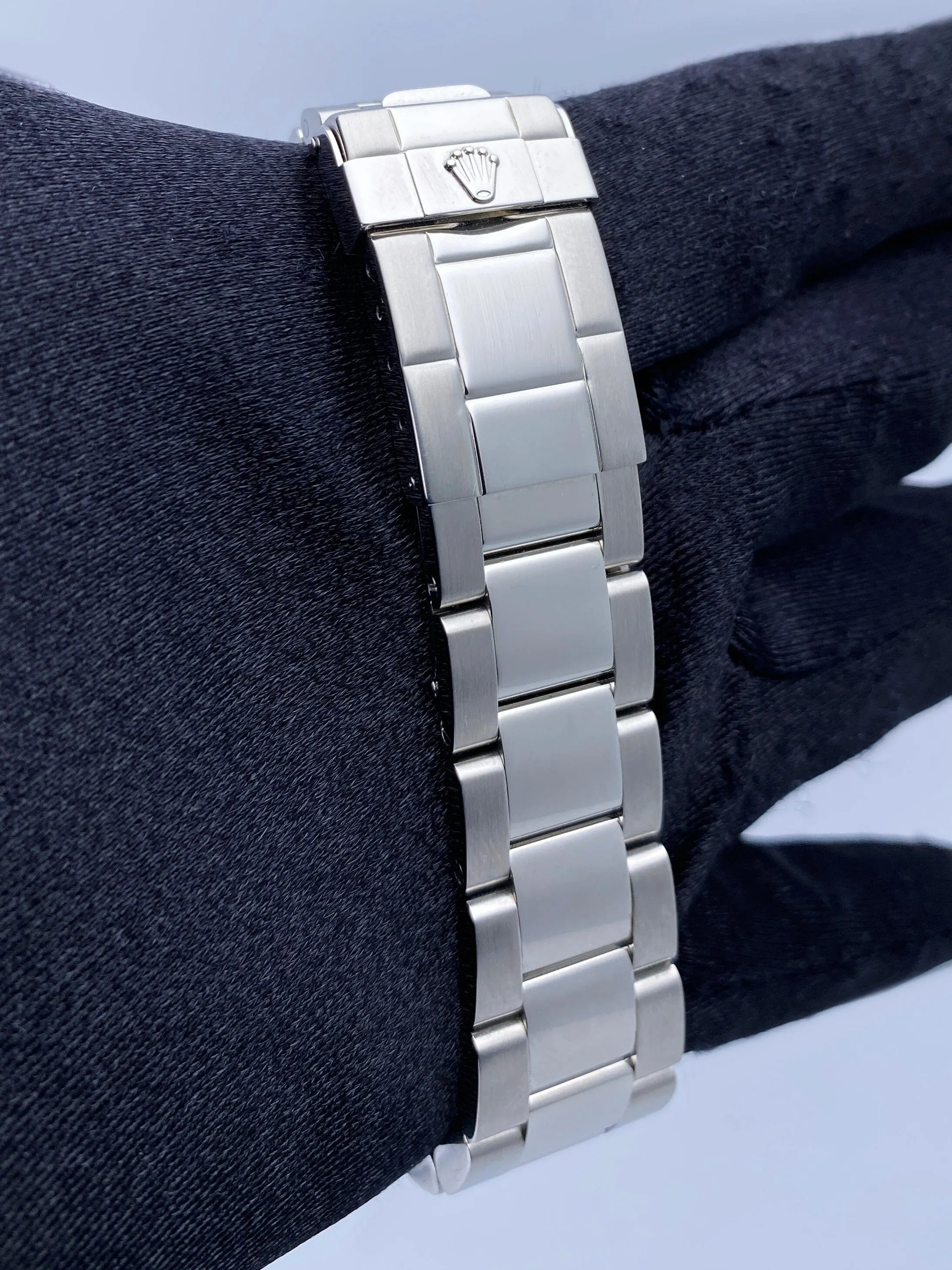 Rolex Yacht Master 16622 Platinum Bezel Mens Watch