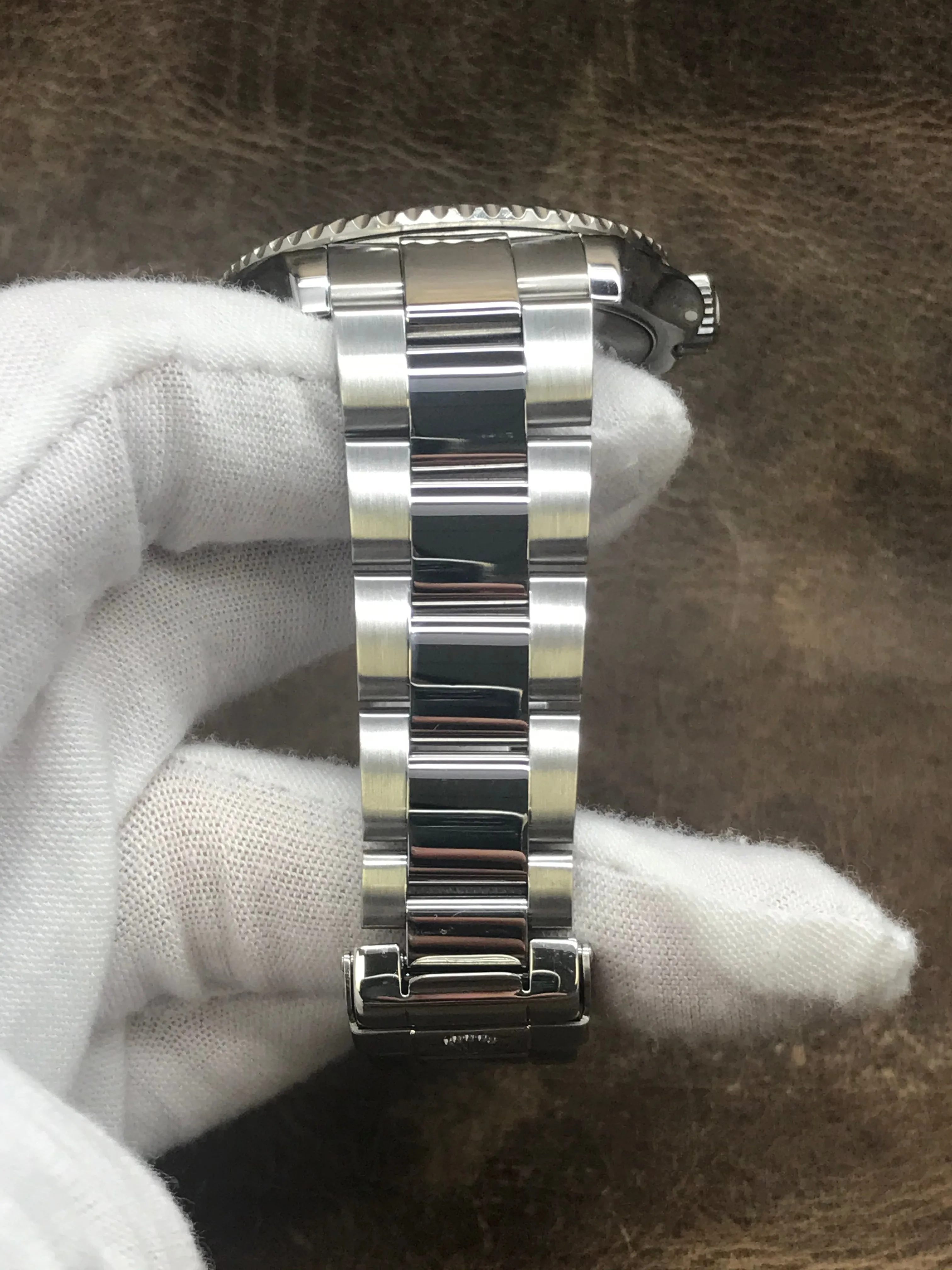 Rolex Yacht-Master 40mm 16622 Silver Dial Automatic Men's Watch