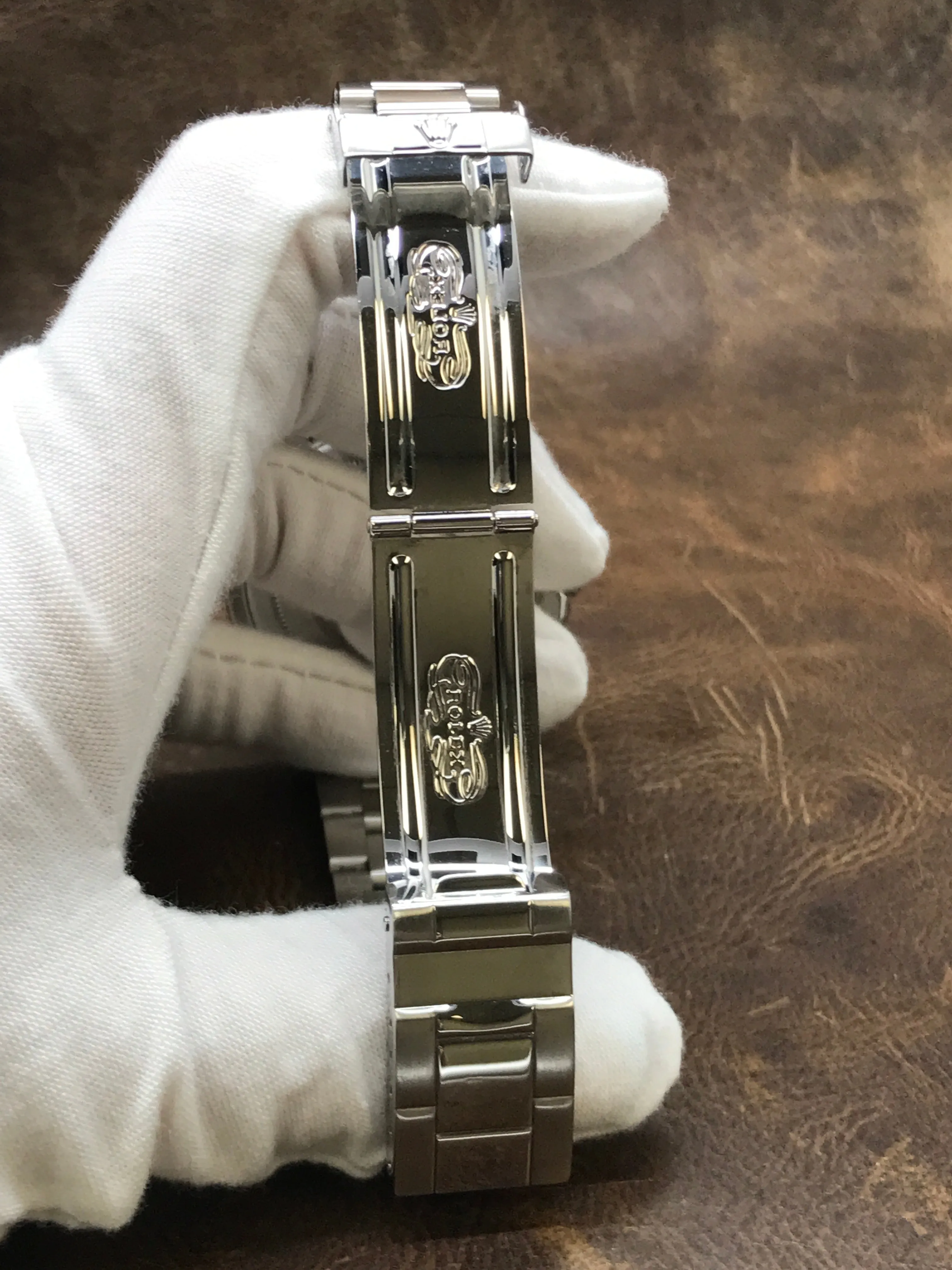 Rolex Yacht-Master 40mm 16622 Silver Dial Automatic Men's Watch