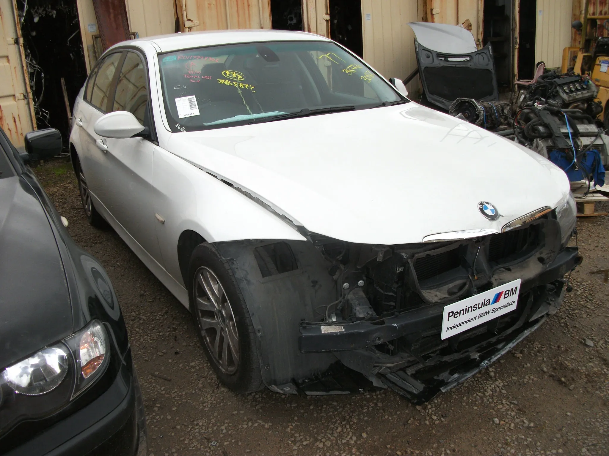 S2702 3' E90 Sedan 320i N46 AUTO 2006/10