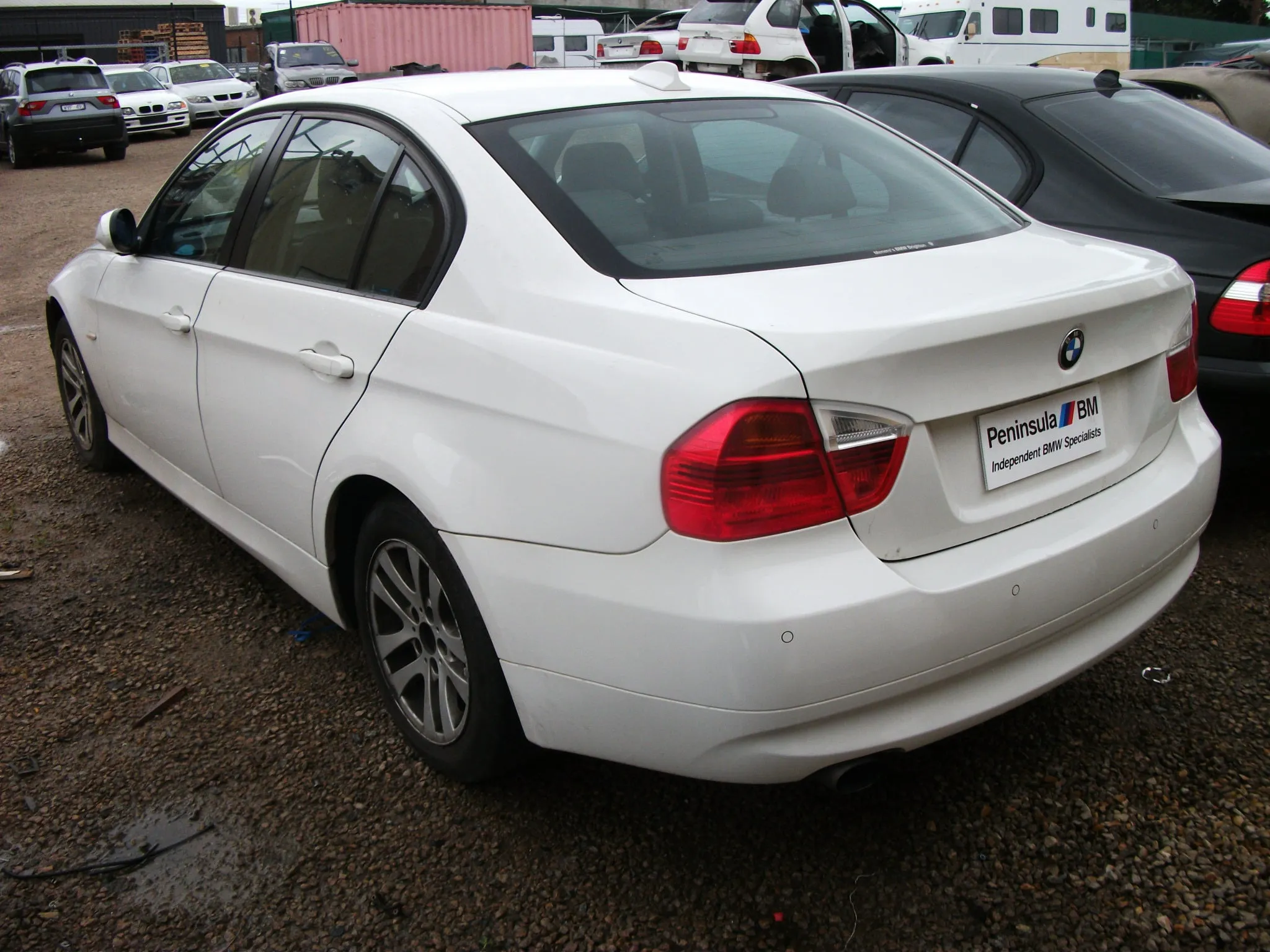 S2702 3' E90 Sedan 320i N46 AUTO 2006/10