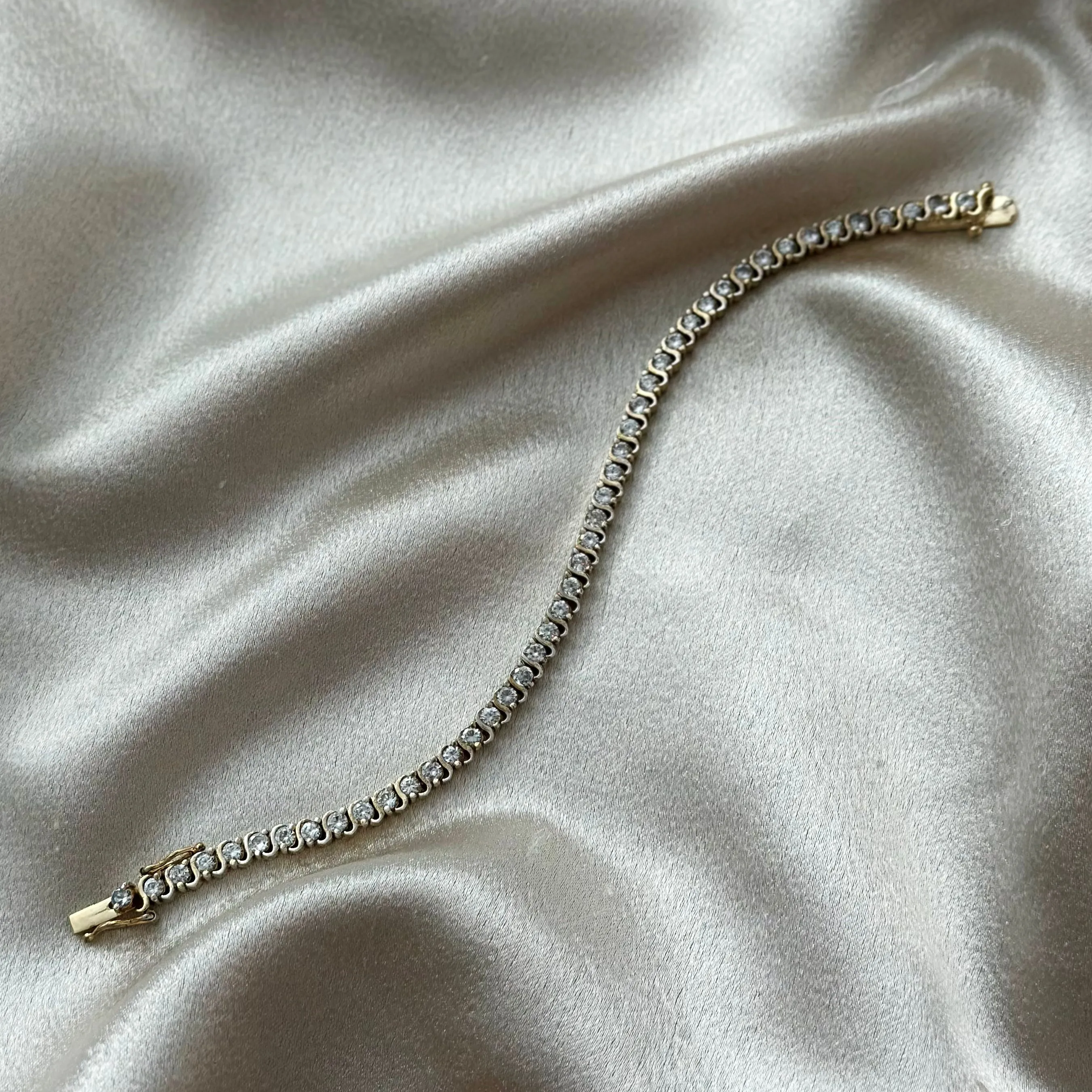 SIGNATURE TENNIS BRACELET STACKERS