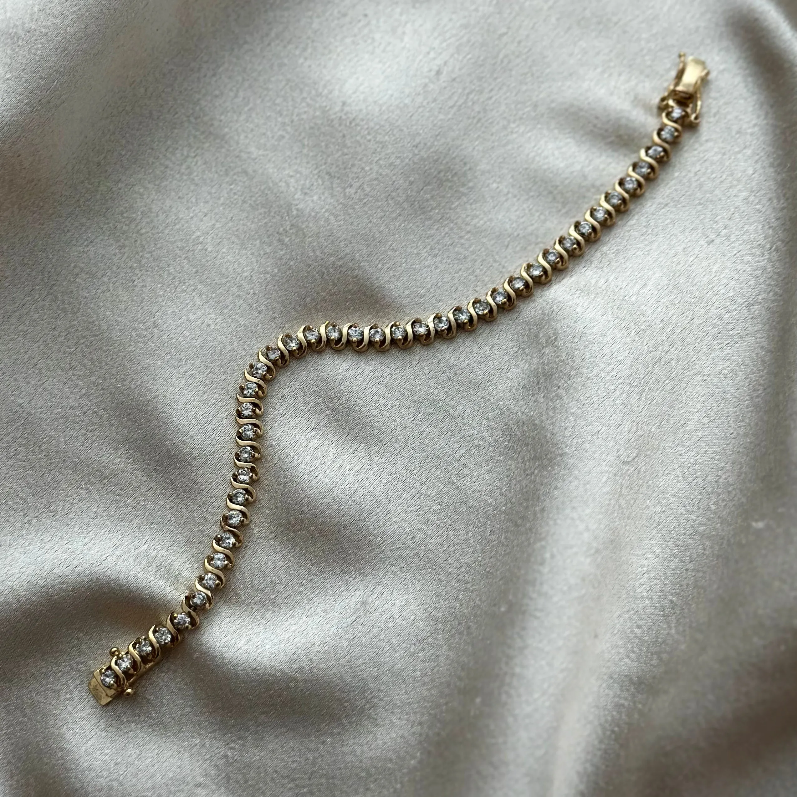 SIGNATURE TENNIS BRACELET STACKERS