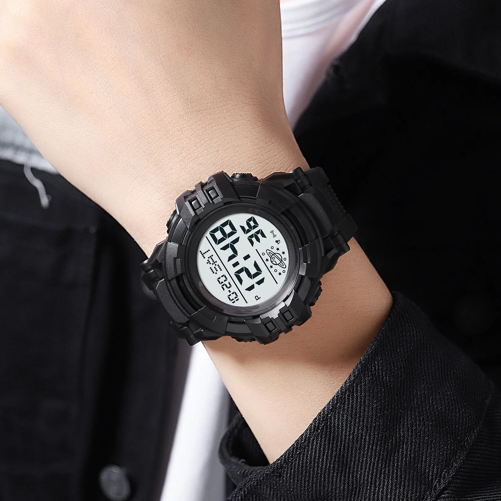 SKMEI Men's Digital Sports Watch - 2003