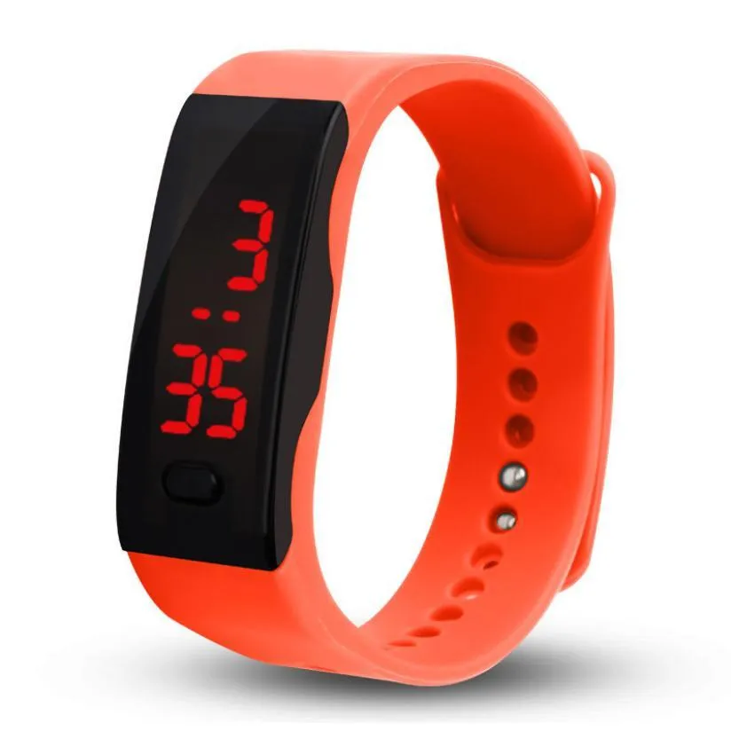 SPORTY BRACELET WATCH