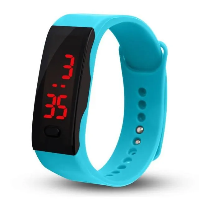 SPORTY BRACELET WATCH