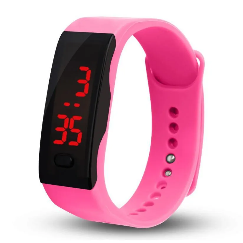 SPORTY BRACELET WATCH