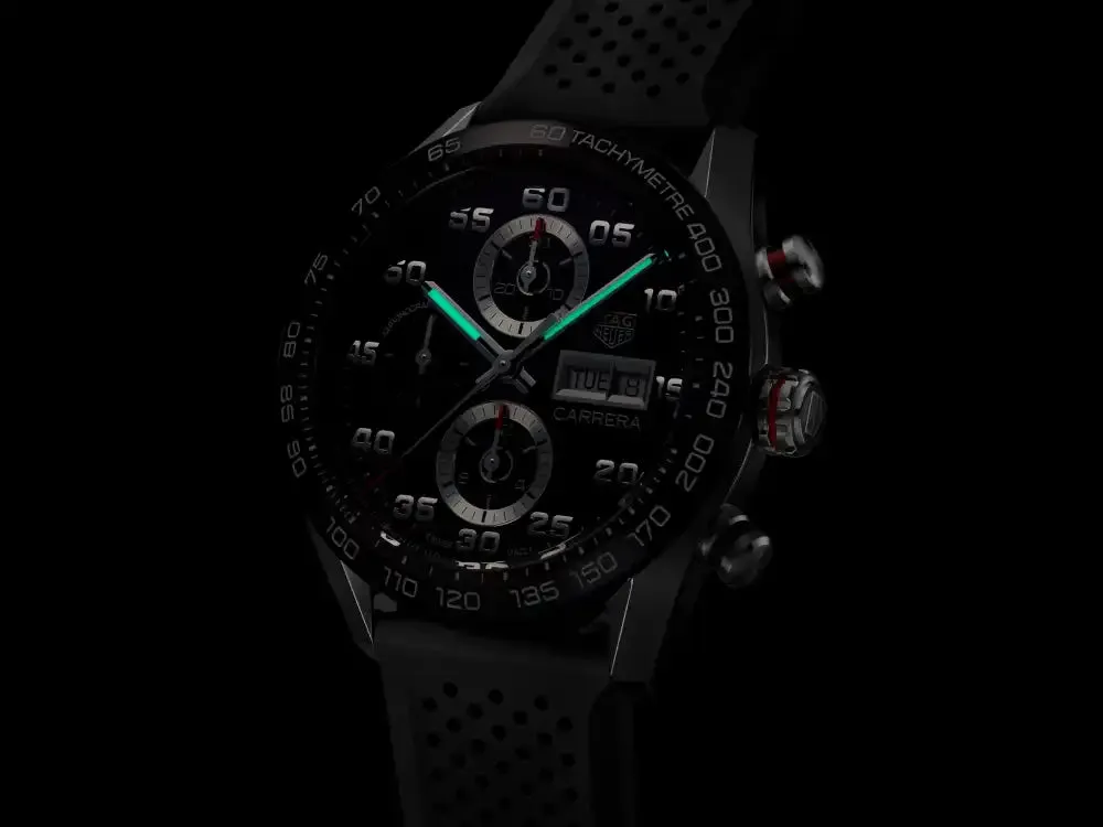 TAG HEUER CARRERA