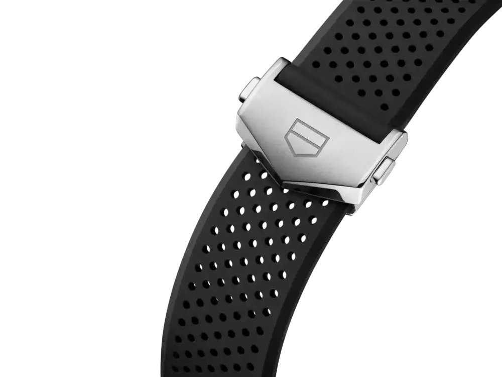 TAG HEUER CARRERA