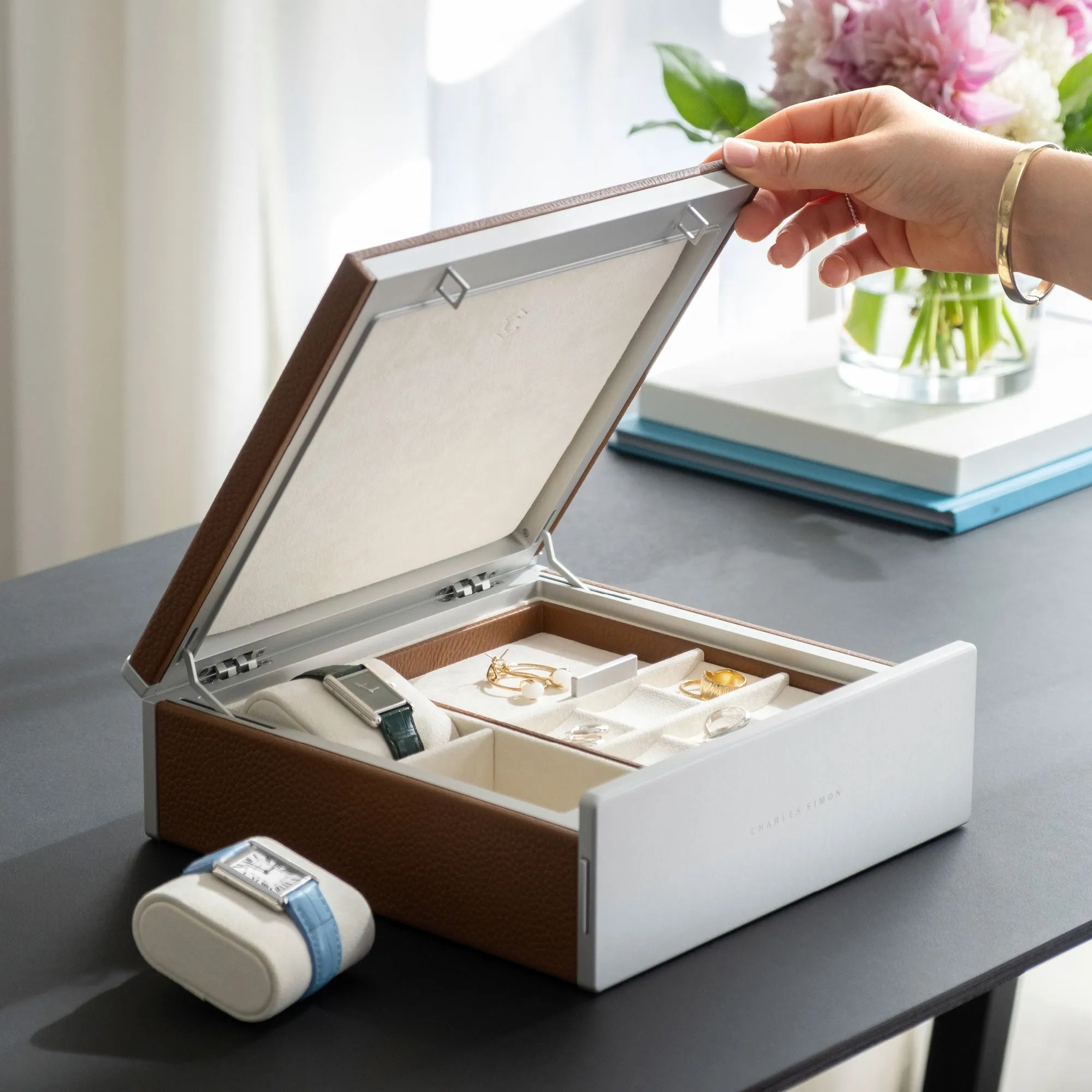 TAYLOR 2 WATCH AND JEWELRY BOX - TAN / GREY