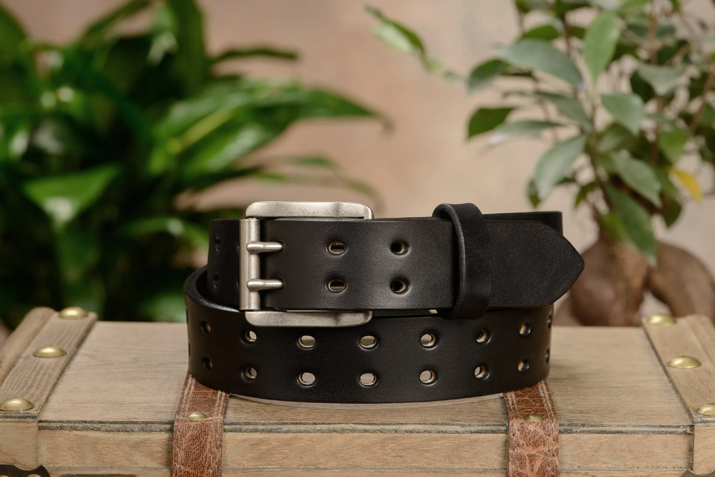 The Holey Bull: Men's Black Non Stitched Double Prong Leather Belt With Nickel Roller 1.50"