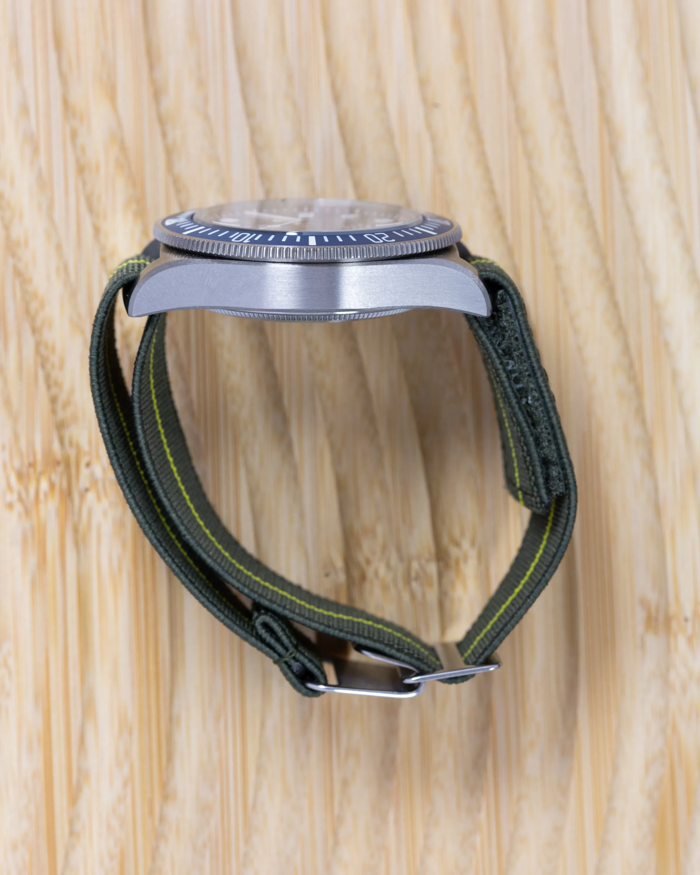 The Trooper Fixed Lugs Elastic Strap - Grey