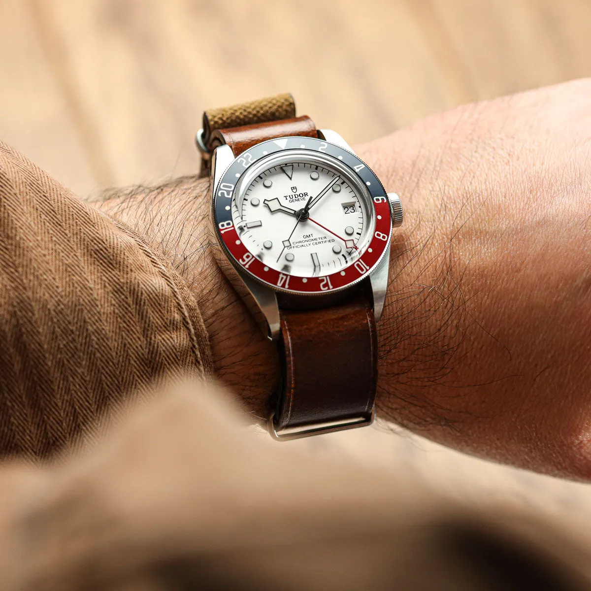 WatchGecko Genuine Leather British Military Watch Strap: Cambridge - Reddish Brown